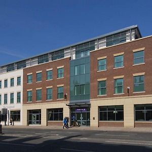 Premier Inn York - Blossom St South
